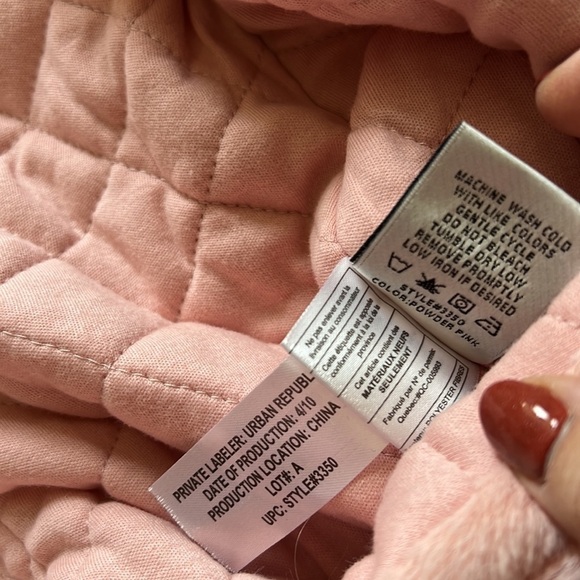 Urban Republic Baby Girl's Faux Fur Lined Hooded Quilted Footie bunting baby - Picture 5 of 5